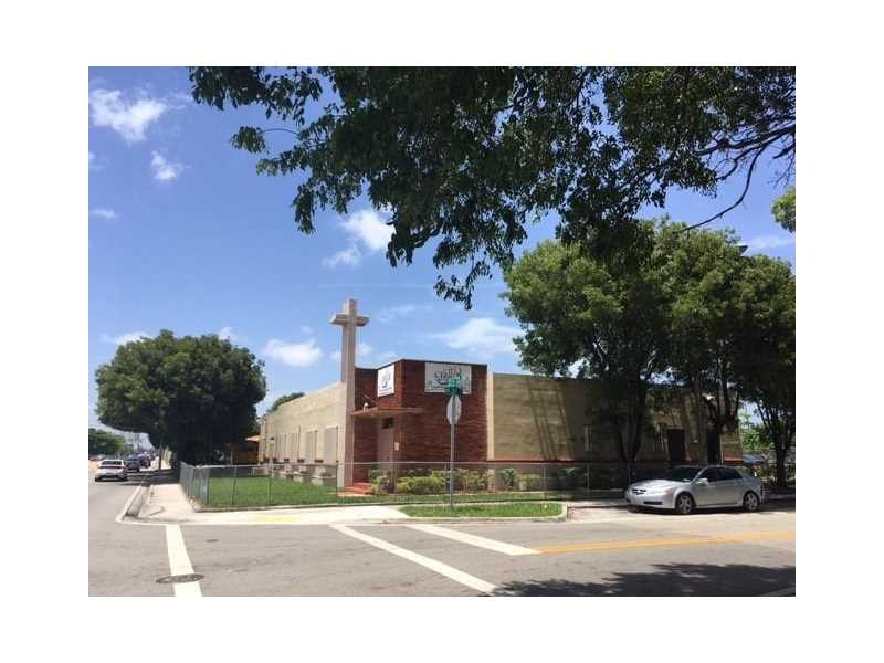 Church Building in Allapattah / Wynwood - Downtown Miami - 9,300 sq ft  $1,250,000 
