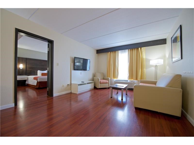 100 Room Renovated Hotel Next To Orlando International Airport $10,900,000