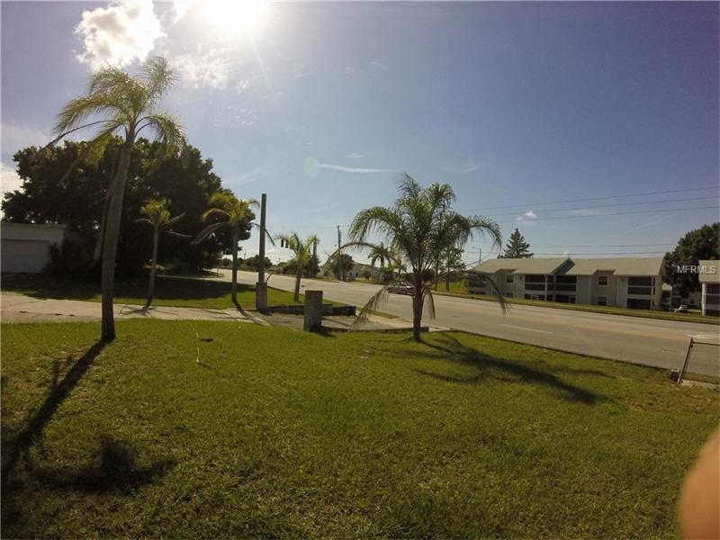 Large Church For Sale on 2.3 acres in Lake Wales, Florida $279,000