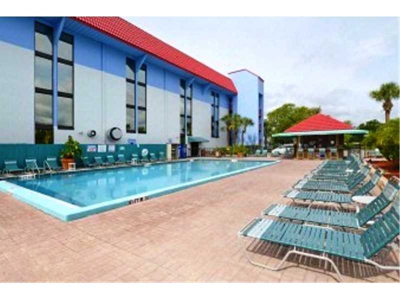 442 Room Hotel 1 Mile From Disney World - Kissimmee - Orlando $15,000,000