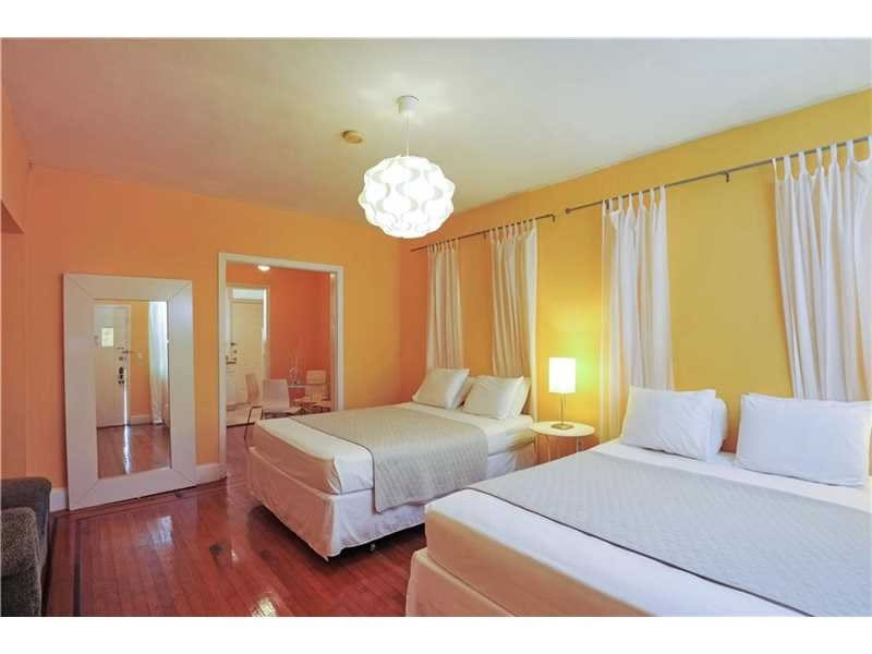 South Beach 17 Suite Art Deco Hotel - Miami Beach - $8,500,000