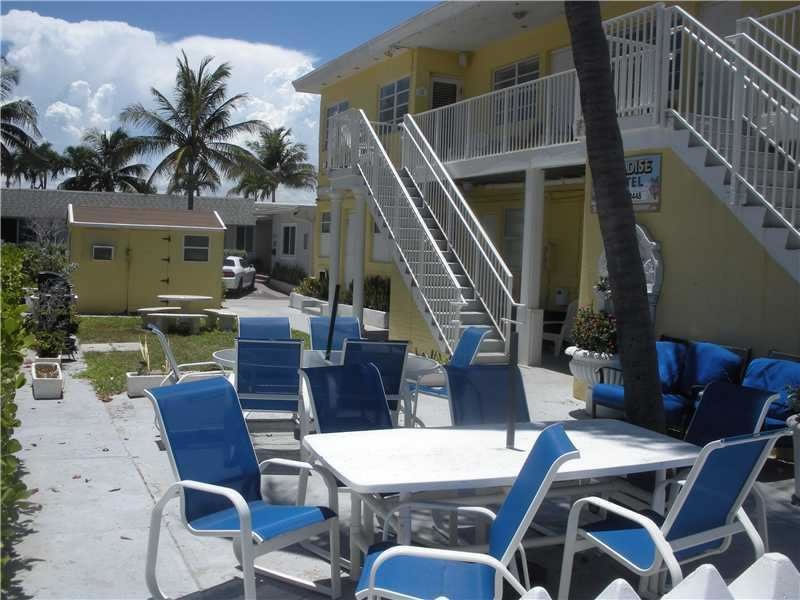 Beachfront Hotel For Sale - Hollywood Beach - 13 Units - $3,695,000