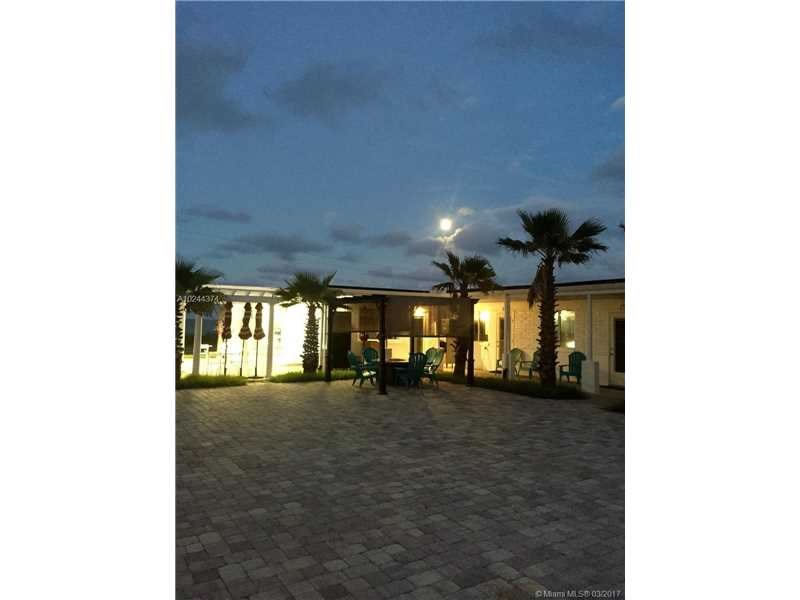 Oceanfront Hotel on Flagler Beach- 11 units - Owners will Finance Down Payment - Buy with NO MONEY DOWN - $2,300,000