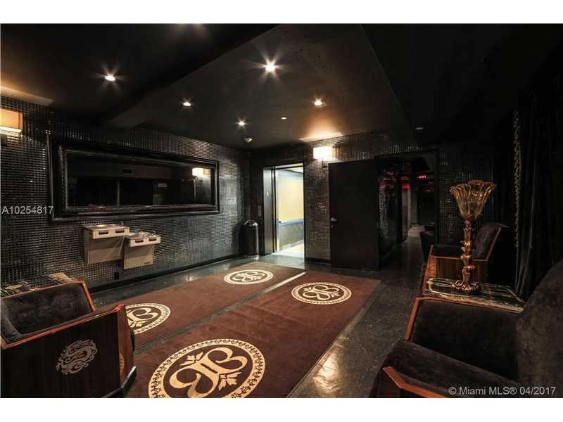 South Beach Night Club For Sale - Washington Ave - Miami Beach - $23,000,000