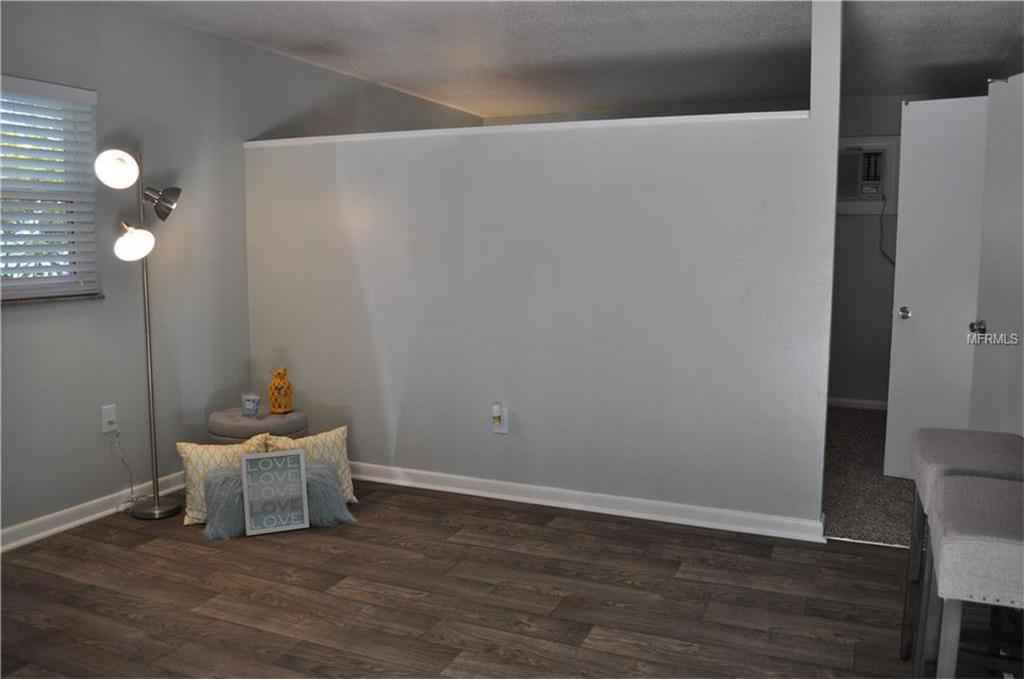 12 Unit Apartment Building For Sale in Orlando, FL - $1,500,000