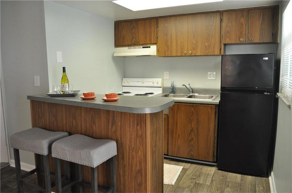 12 Unit Apartment Building For Sale in Orlando, FL - $1,500,000