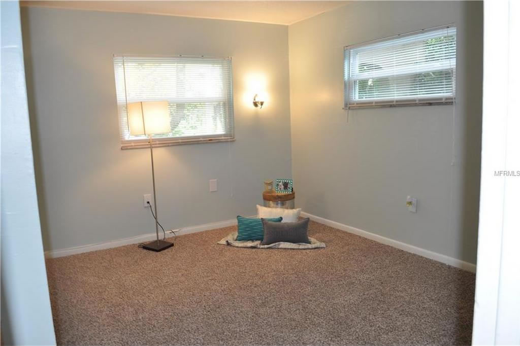 12 Unit Apartment Building For Sale in Orlando, FL - $1,500,000