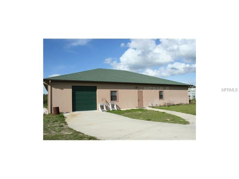 57 acre lakefront estate with blueberry farm For Sale in Lake County, FL - $1,500,000