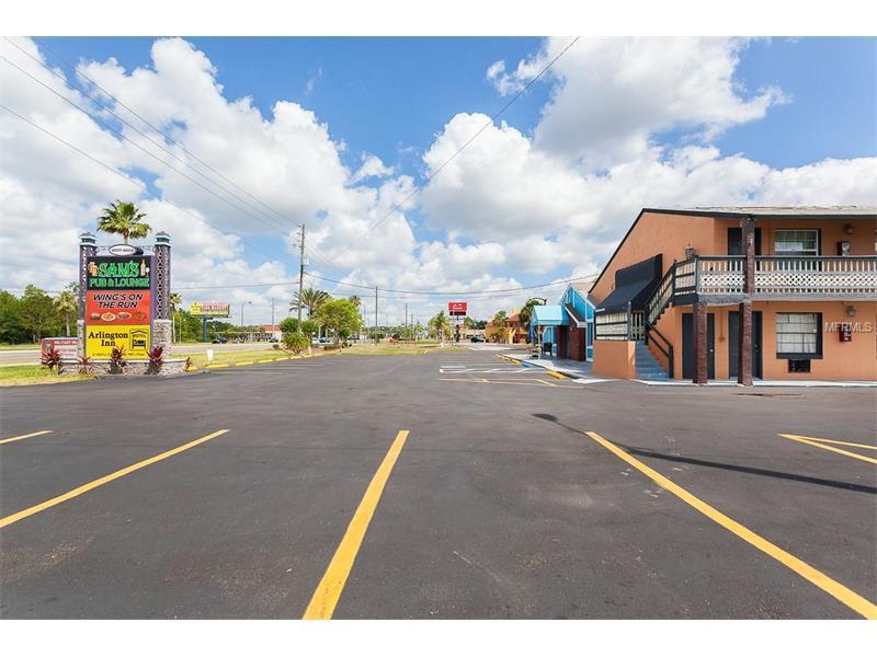 Motel and Pub For Sale 7 miles from Disney World Kissimmee - $1,275,000