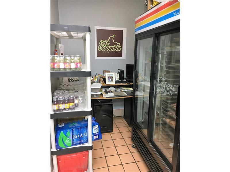Restaurant For Sale In Kissimmee Shopping Center - $94,900