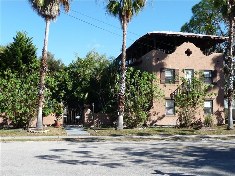 11 Unit Apartment Building For Sale In Sarasota, FL - $900,000