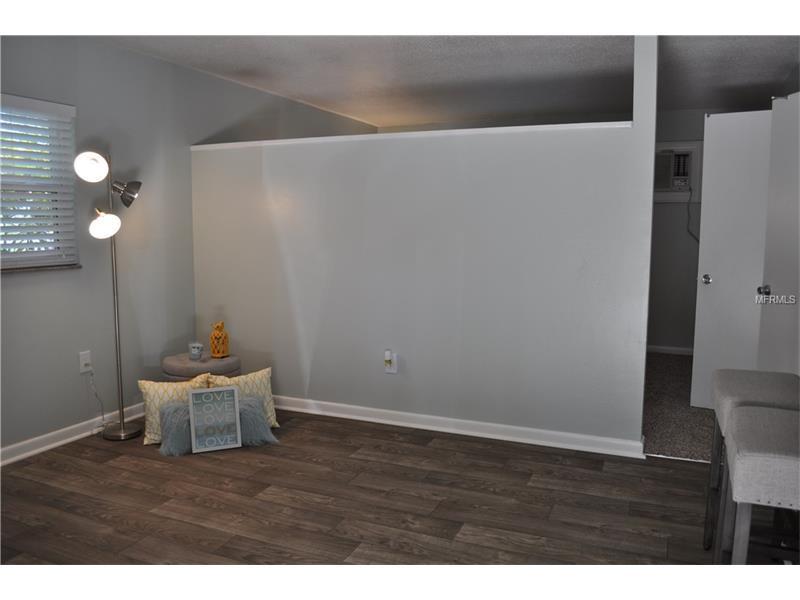 12 Unit Apartment Complex For Sale in Orlando, FL - $1,500,000