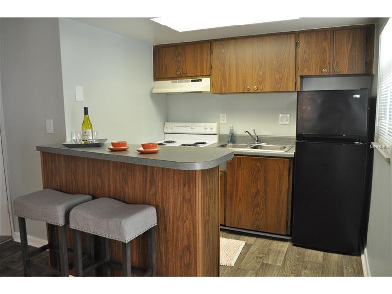 12 Unit Apartment Complex For Sale in Orlando, FL - $1,500,000