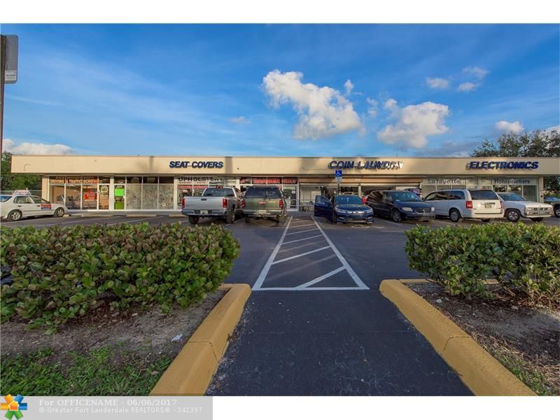 Shopping Center - 20,200 sq ft in Plantation, FL - $2,250,000