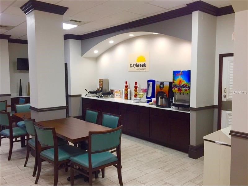 168 Room Hotel near Orlando International Airport remodeled in 2017 - $9,900,000