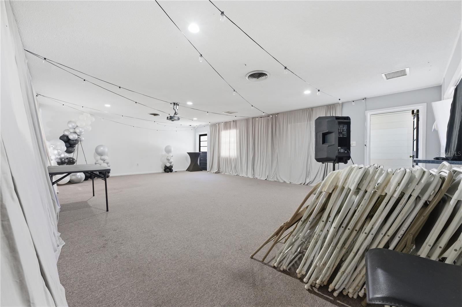 Church and Classrooms For Sale in Lakeland, FL $1,400,000