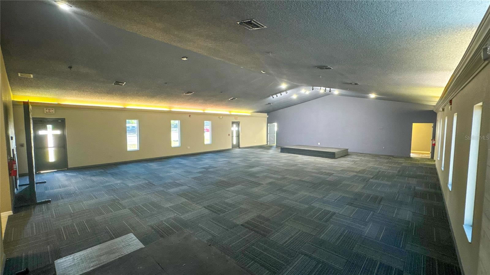 Church For Sale in Lakeland, FL $550,000