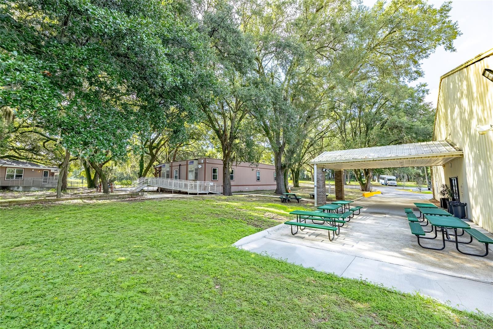 Church and School For Sale In Apopka, Florida - 9 acres -$5,000,000 Church and School For Sale In Apopka, Florida - 9 acres -$5,000,000
