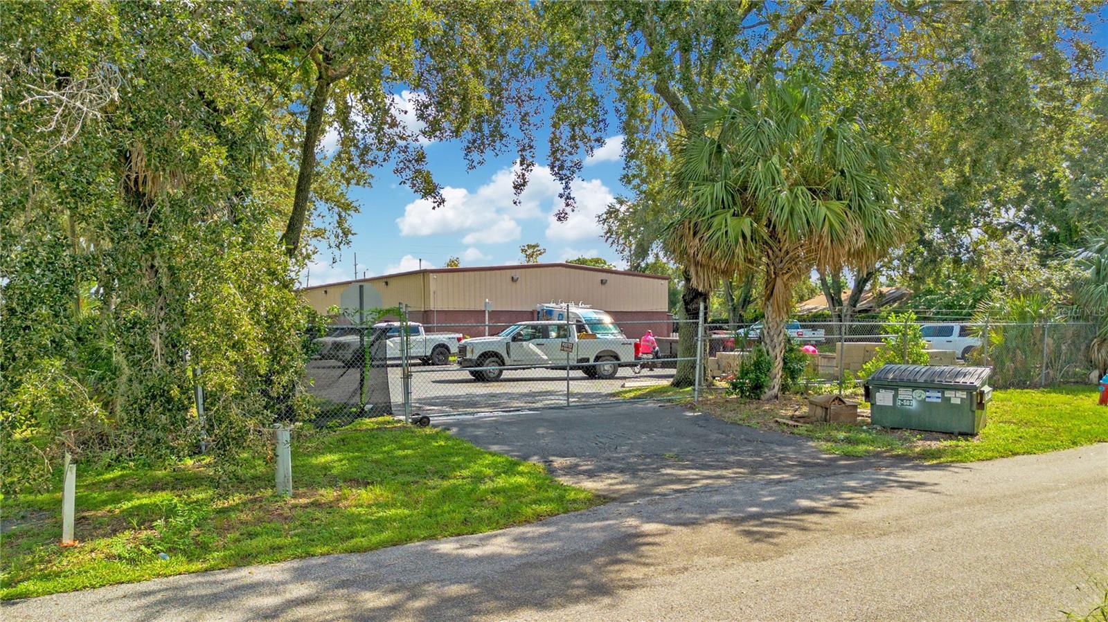 Large Commercial Building For Sale In Apopka, FL - Great For a Church - $2,600,000 Large Commercial Building For Sale In Apopka, FL - Great For a Church - $2,600,000